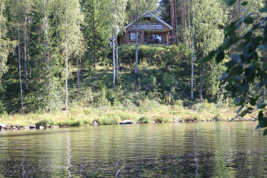 Keskikosken Lomamoekit Venajanjarvi エクステリア 写真